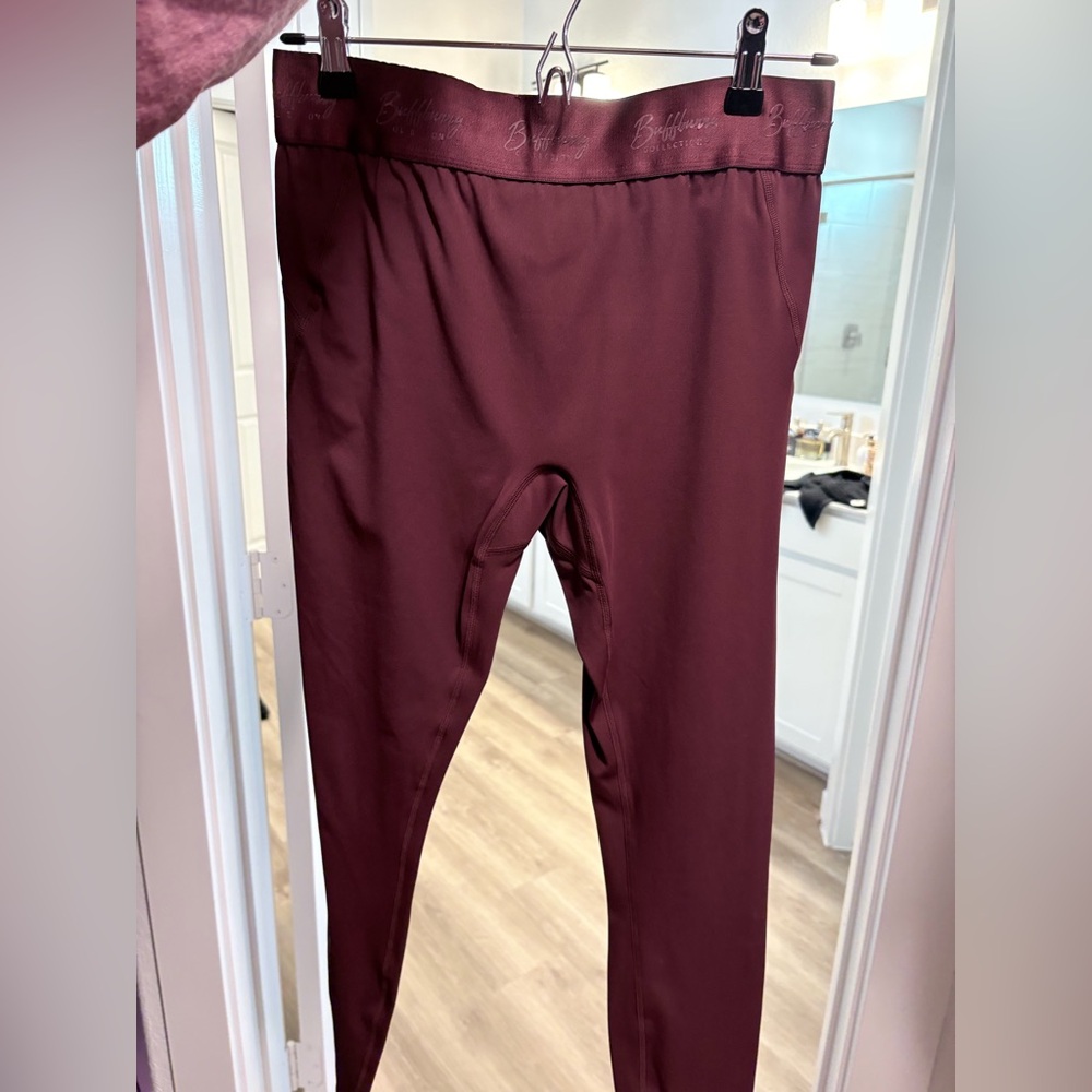 BuffBunny Burgundy Leggings